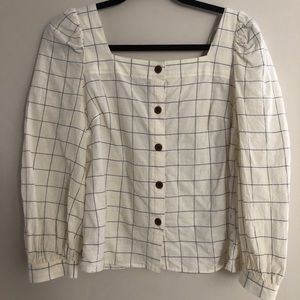 EUC size small Universal Thread plaid puff sleeve